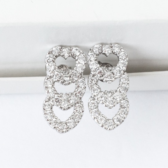 Simulated diamond interlocking heart post earrings sterling silver Absolute - Picture 9 of 16